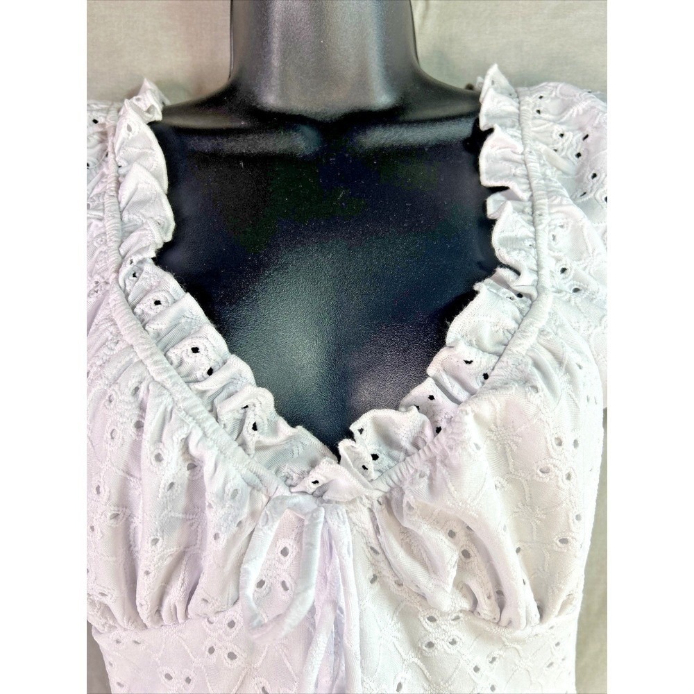 Love Squared White Eyelet Lace Mini Dress Sz M Ruffle Puff Sleeve Milkmaid Boho - Picture 9 of 16